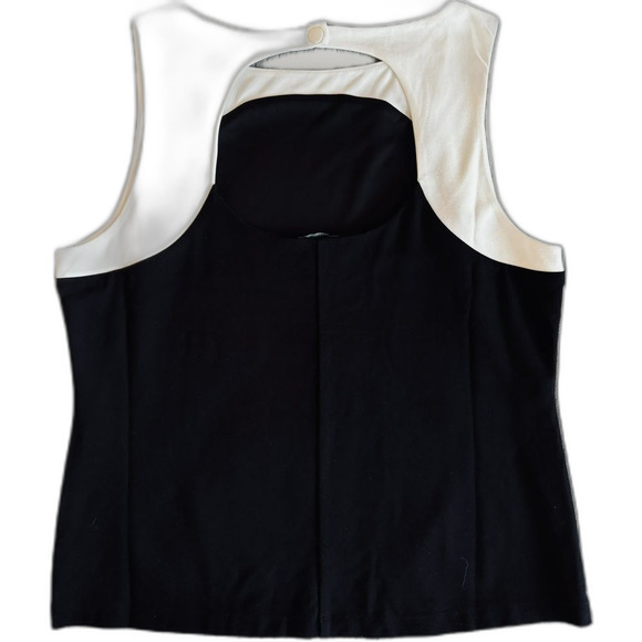 Halogen Top Large Colorblock Black & White Sleeveless Minimalist. Modern. - Picture 1 of 6